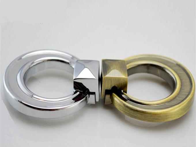 고아한 고대 청동색 내각 반지 잡아당기기, 43mm Dia 아연 합금 Retro 가구 손잡이